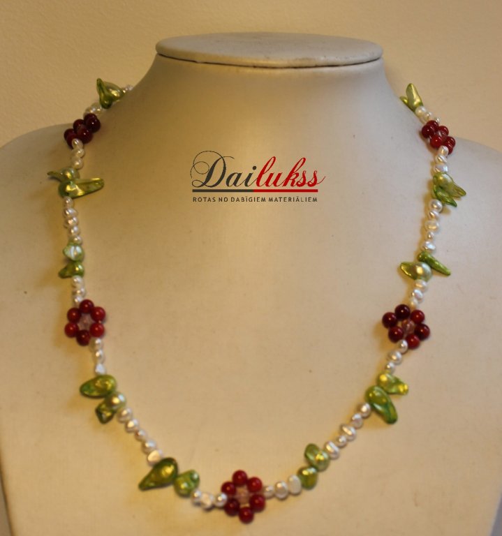 Pērles, Korallis, zemeņu kvarcs 