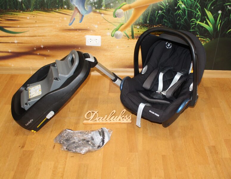 Maxi Cosi Familyfix bāze+ Cabriofix autokrēsls