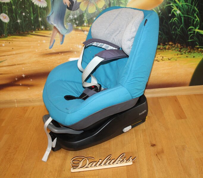 Maxi Cosi Pearl un Familie Fix Isofix bāze