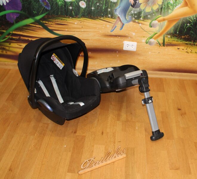 Maxi Cosi Cabriofix + EsayBase