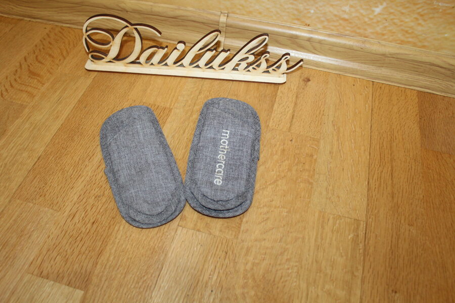 Polsterējumi no Mothercare ratiem