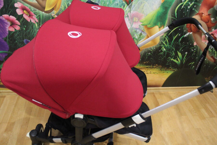 2x Bugaboo Donkey2 - ruby red