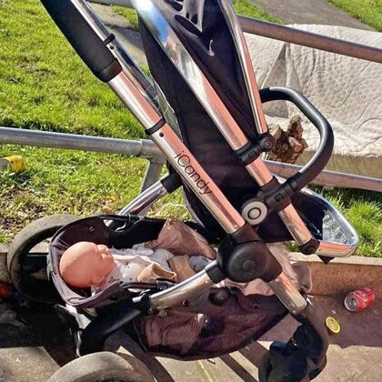 Vēlams bērnus pārvadāt droši. 